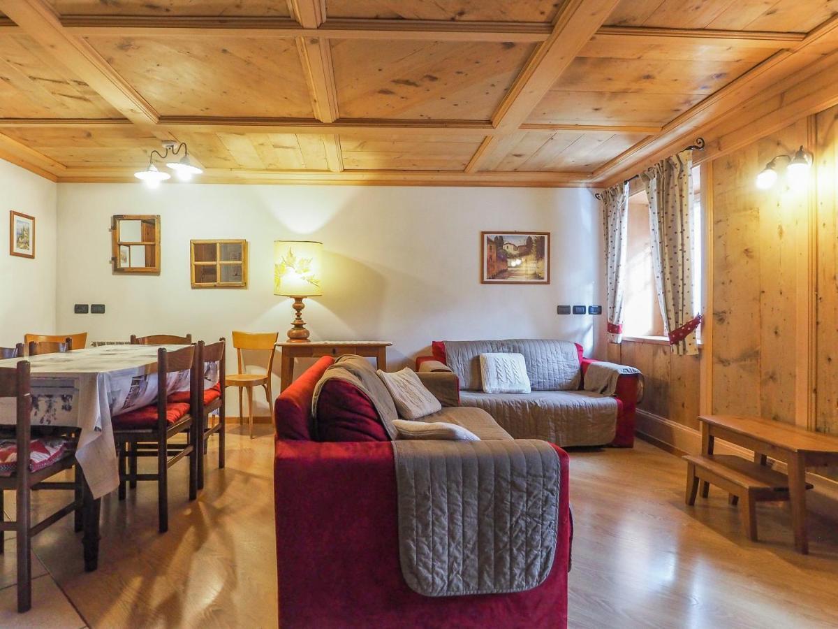 Casa Cristina Lägenhet Campitello di Fassa Exteriör bild